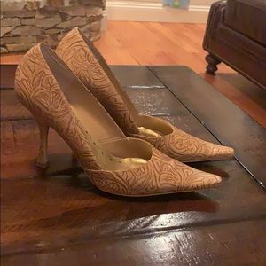 BCBGirls tan swirl heels